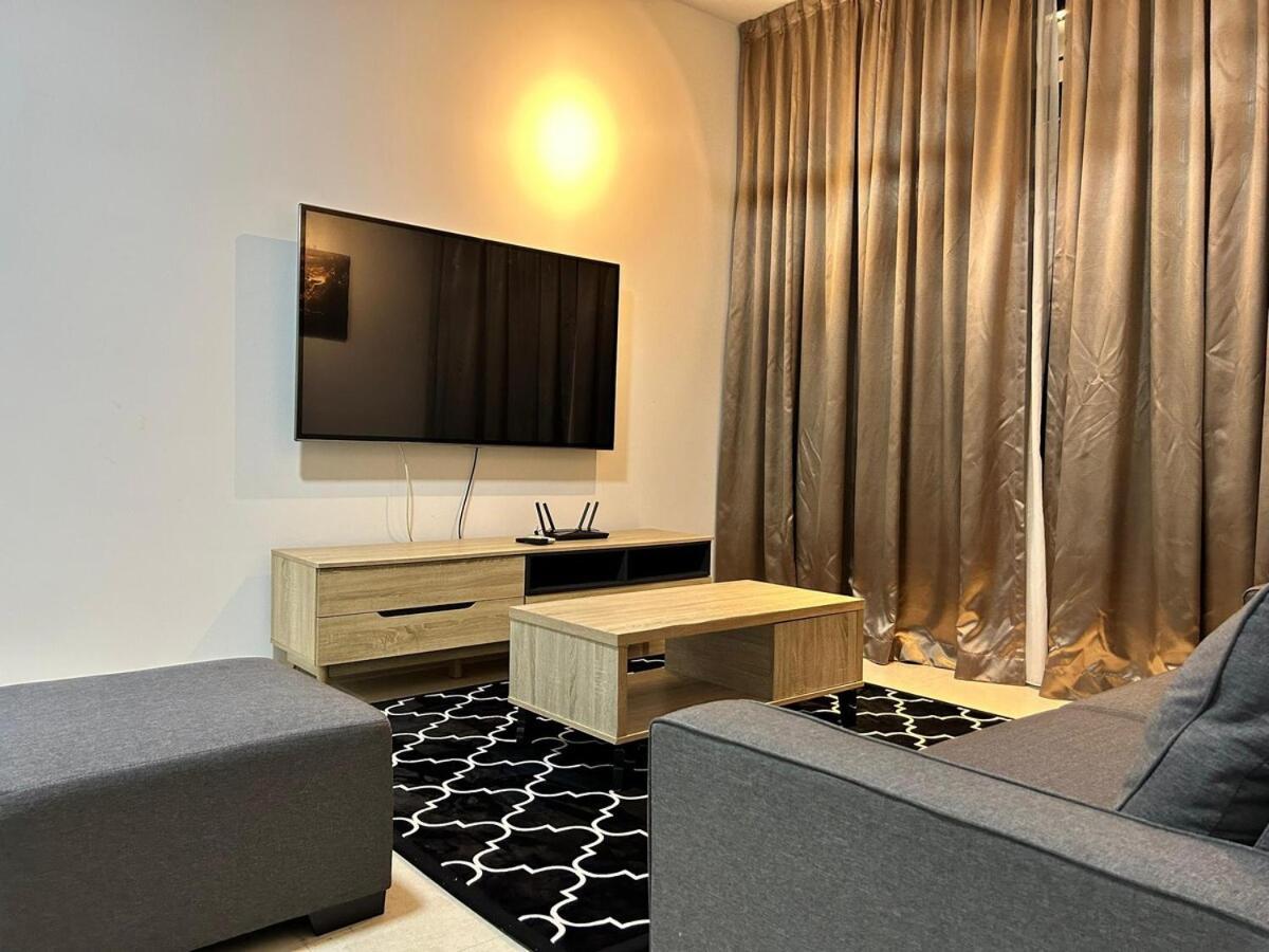 Apartment New Cozy 2br Setia Sky 88